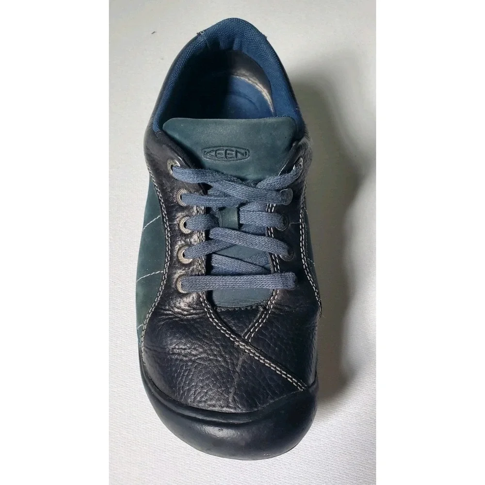 Keen presidio women